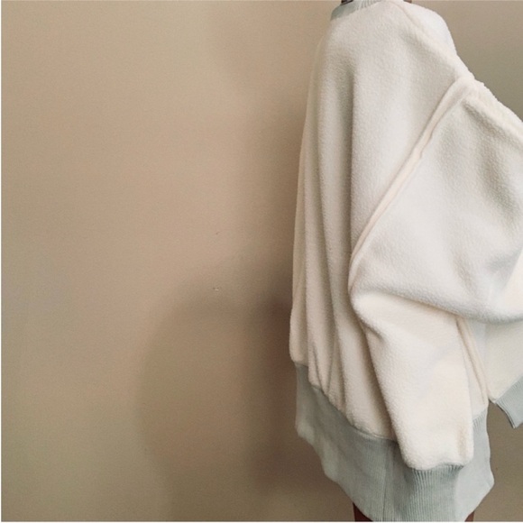 Brand new free people no offer- last 2 available
Almost gone ! - Picture 5 of 10